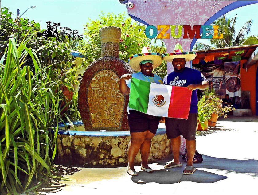 Felicia and Ken travelling in Cozumel.